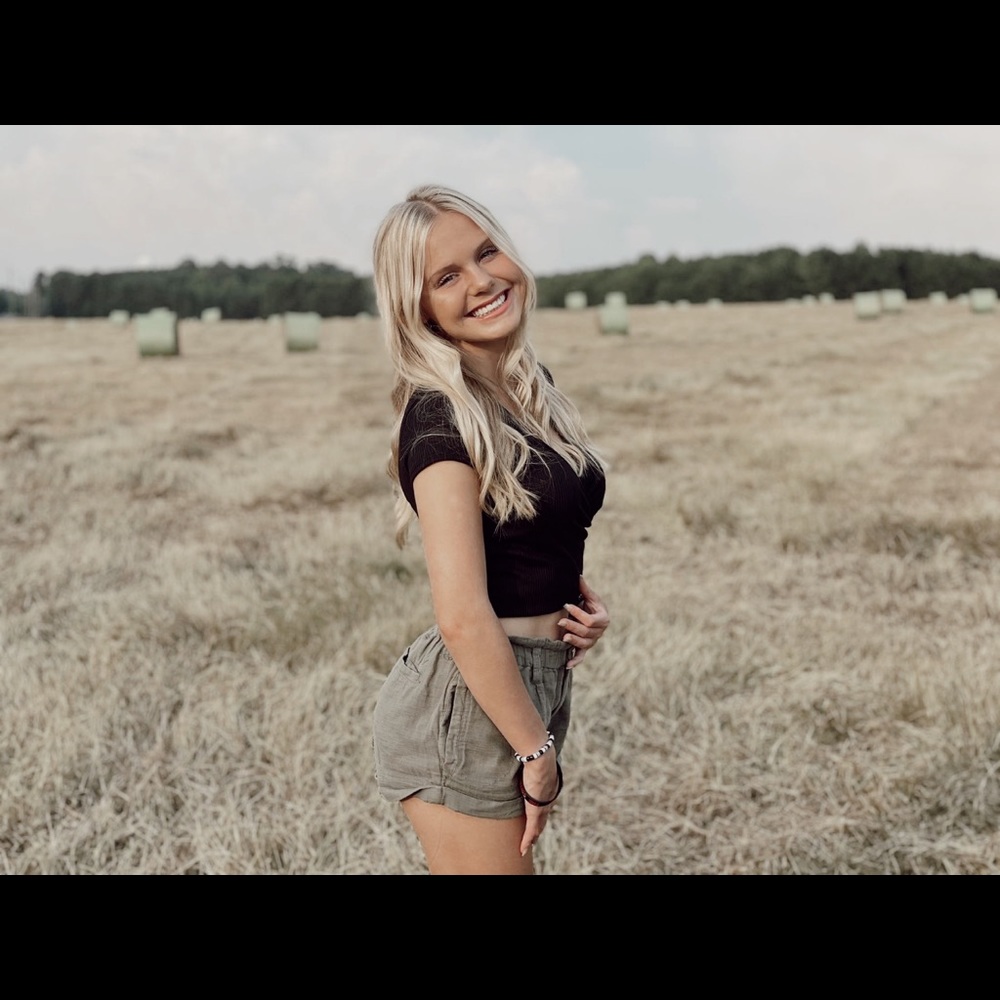 Meet your Posher, Aleece